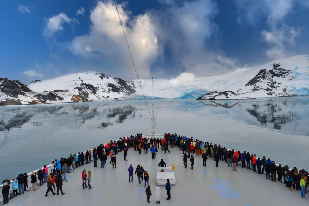 Antarctica Travel Guide for First Time Visitors