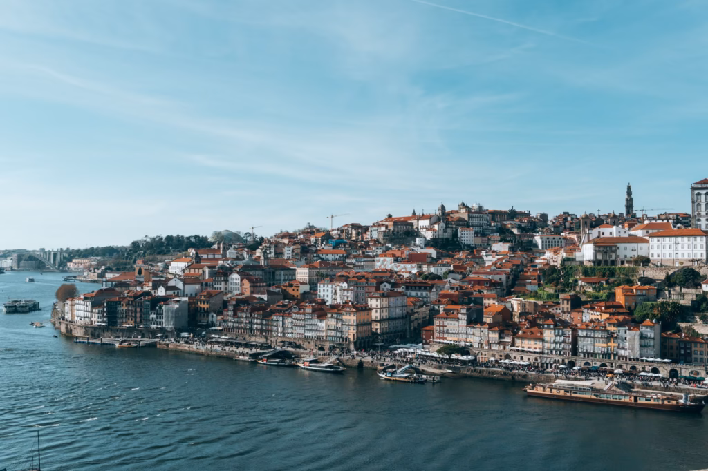 Portugal Travel Guide: Lisbon and Porto