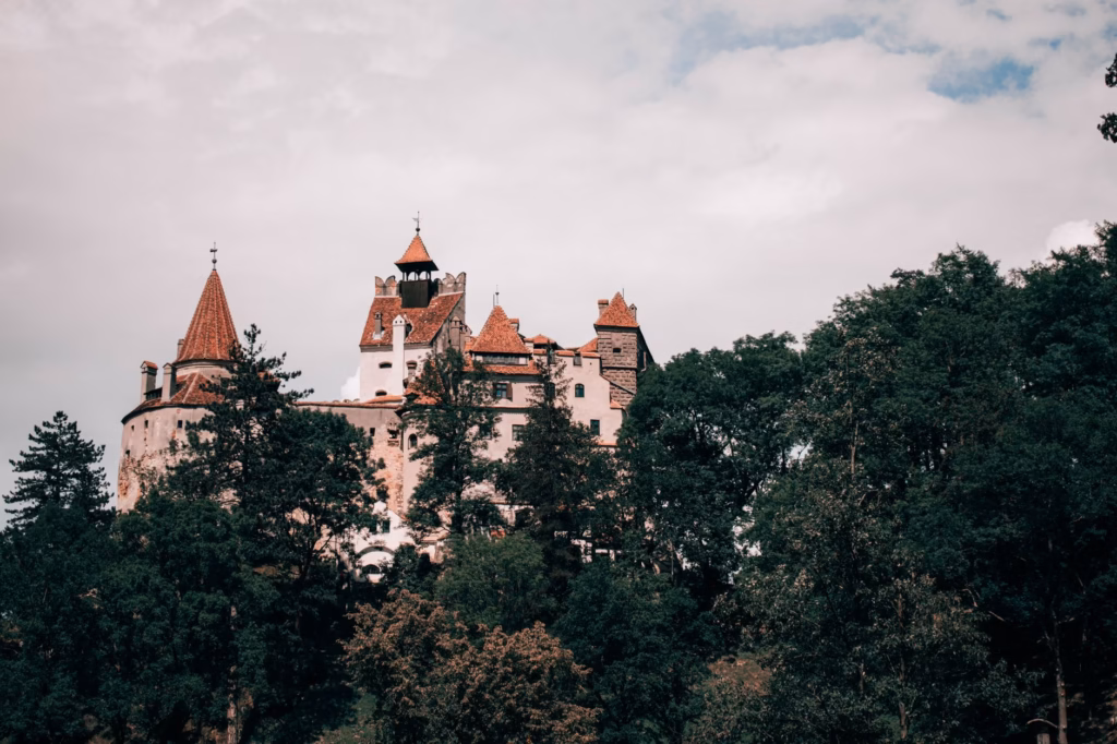 Romania Travel Guide: Castles and Nature