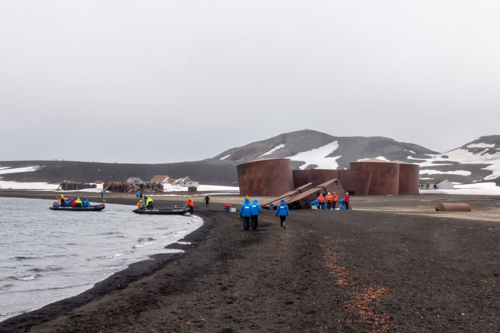 Antarctica Access Points for Travelers